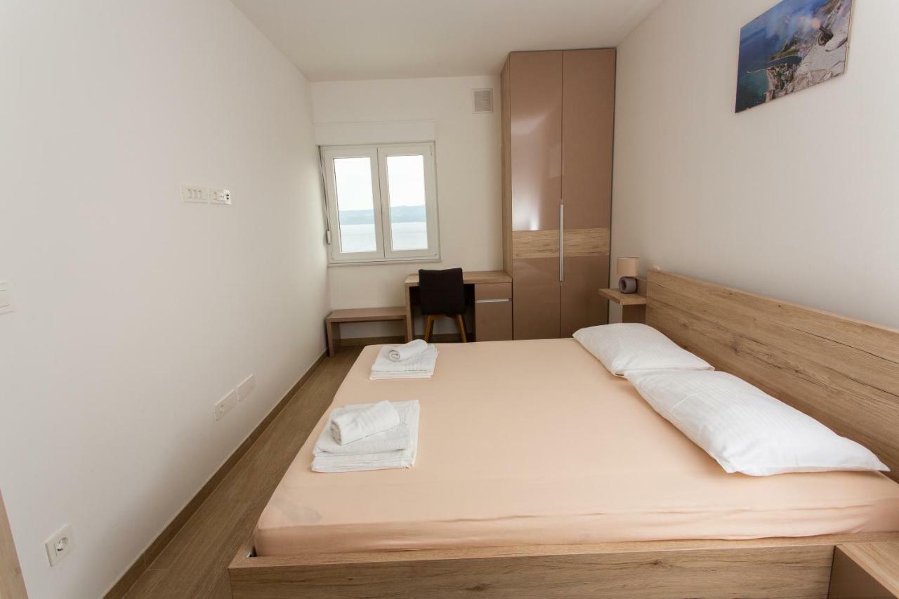 Villa Sara With Sea View And Private Heated Pool Omiš Exterior foto