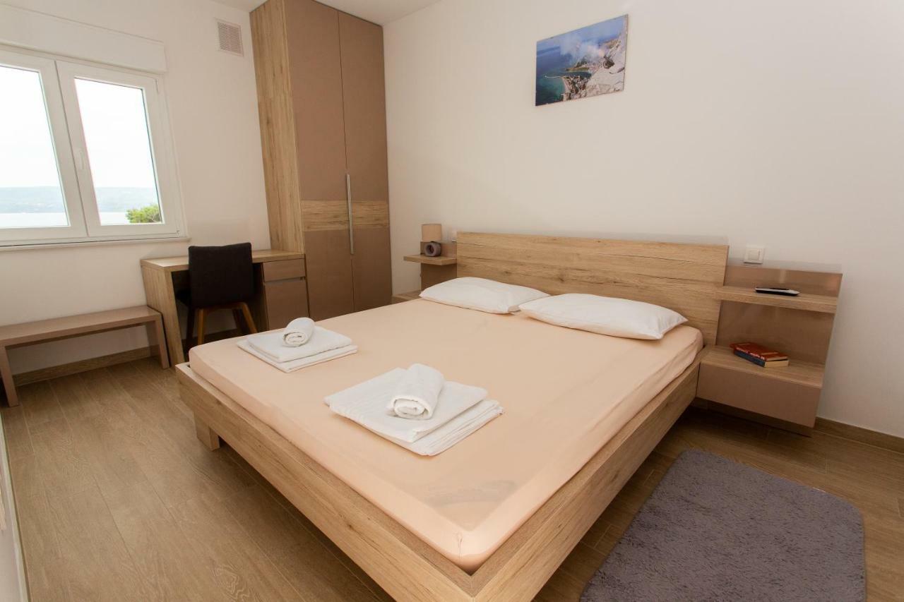 Villa Sara With Sea View And Private Heated Pool Omiš Exterior foto